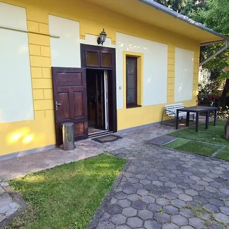 Casa de Férias Apartmán Viktória *
